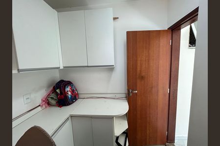 Casa à venda com 317m², 4 quartos e 3 vagasDispensa 
