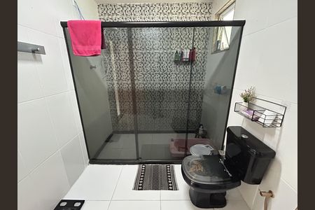 Casa à venda com 317m², 4 quartos e 3 vagasBanheiro Social 1