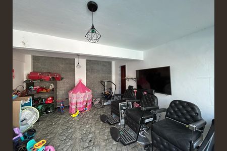 Casa à venda com 317m², 4 quartos e 3 vagasSala  anexa