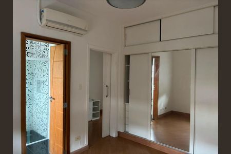 Casa para alugar com 3 quartos, 216m² em Planalto Paulista, São Paulo