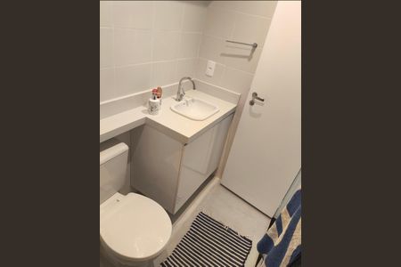 Apartamento para alugar com 80m², 2 quartos e 1 vaga Apartamento para alugar com 80m², 2 quartos e 1 vagaBanheiro