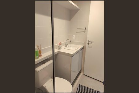 Apartamento para alugar com 80m², 2 quartos e 1 vaga Apartamento para alugar com 80m², 2 quartos e 1 vagaBanheiro