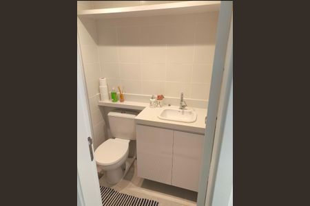 Apartamento para alugar com 80m², 2 quartos e 1 vaga Apartamento para alugar com 80m², 2 quartos e 1 vagaBanheiro