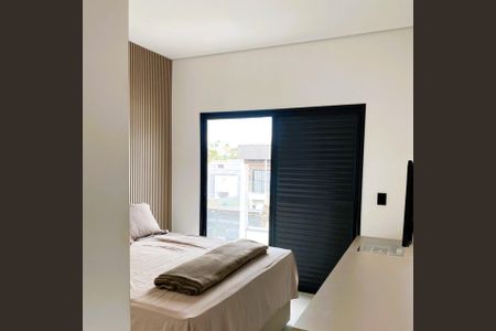 Foto 10 de casa de condomínio à venda com 3 quartos, 150m² em Villas do Jaguari, Santana de Parnaíba