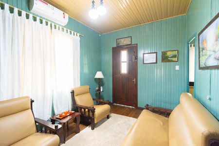 Sala de casa à venda com 2 quartos, 484m² em Niterói, Canoas