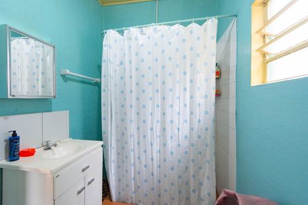 Casa à venda com 484m², 2 quartos e 1 vaga Casa à venda com 484m², 2 quartos e 1 vagaBanheiro