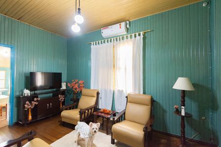 Sala de casa à venda com 2 quartos, 484m² em Niterói, Canoas