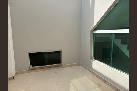 Casa à venda com 220m², 3 quartos e 4 vagasFoto 08