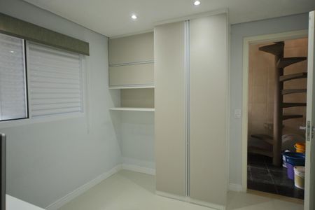 Casa à venda com 181m², 2 quartos e 2 vagasQuarto de serviço/escritório 