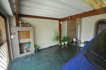 Casa à venda com 181m², 2 quartos e 2 vagasGaragem 