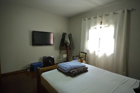 Casa à venda com 181m², 2 quartos e 2 vagasQuarto 1 