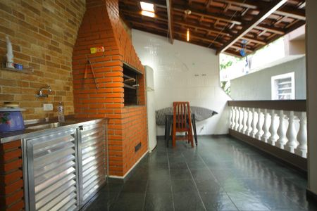 Casa à venda com 181m², 2 quartos e 2 vagasÁrea gourmet 