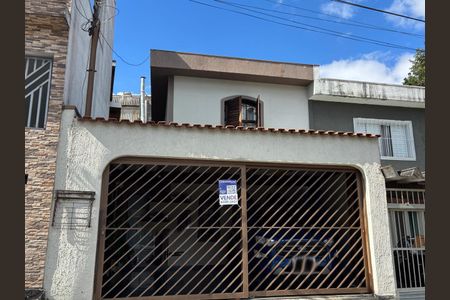 Casa à venda com 181m², 2 quartos e 2 vagasFachada 