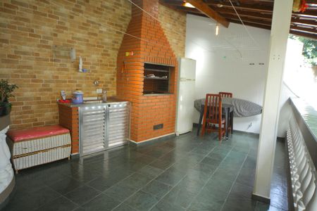 Casa à venda com 181m², 2 quartos e 2 vagasÁrea gourmet 
