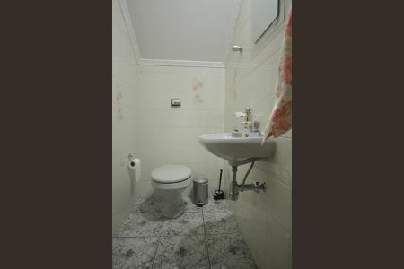 Casa à venda com 181m², 2 quartos e 2 vagasLavabo da Sala 