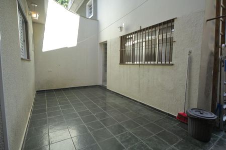 Casa à venda com 181m², 2 quartos e 2 vagasQuintal 