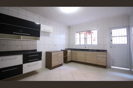 Casa à venda com 120m², 2 quartos e 2 vagas