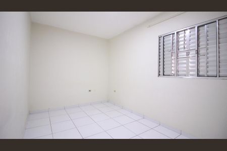 Casa à venda com 2 quartos, 120m² em Jardim Santa Teresinha, São Paulo