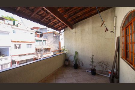 Casa à venda com 120m², 2 quartos e 2 vagas