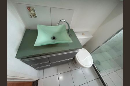 Apartamento para alugar com 45m², 2 quartos e 1 vaga Apartamento para alugar com 45m², 2 quartos e 1 vagaBanheiro