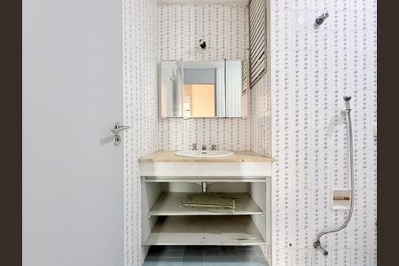 Apartamento para alugar com 93m², 3 quartos e 1 vaga Apartamento para alugar com 93m², 3 quartos e 1 vagaBanheiro Social