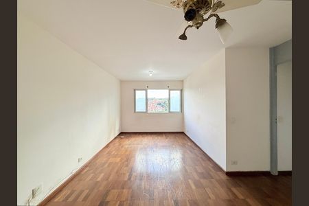Apartamento para alugar com 93m², 3 quartos e 1 vaga Apartamento para alugar com 93m², 3 quartos e 1 vagaSala