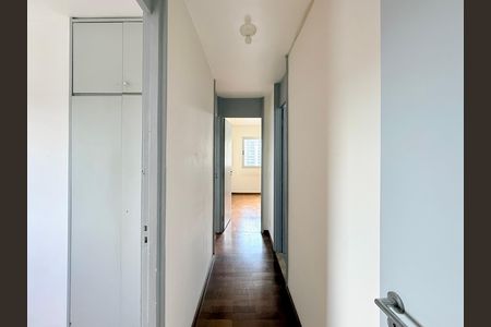 Apartamento para alugar com 93m², 3 quartos e 1 vaga Apartamento para alugar com 93m², 3 quartos e 1 vagaCorredor Quartos