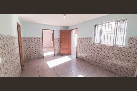 Casa para alugar com 300m², 2 quartos e sem vaga