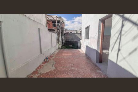 Casa para alugar com 300m², 2 quartos e sem vaga Casa para alugar com 300m², 2 quartos e sem vagaQuintal