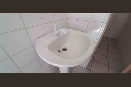 Casa para alugar com 300m², 2 quartos e sem vaga