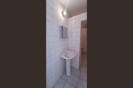 Casa para alugar com 300m², 2 quartos e sem vaga