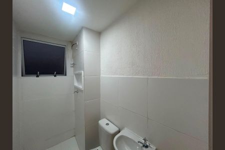 Apartamento para alugar com 41m², 2 quartos e sem vaga Apartamento para alugar com 41m², 2 quartos e sem vagaBanheiro
