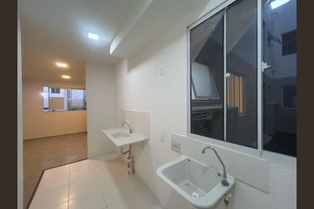 Apartamento para alugar com 41m², 2 quartos e sem vaga Apartamento para alugar com 41m², 2 quartos e sem vagaCozinha e Área de Serviço