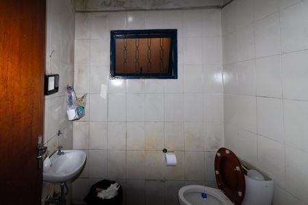 Casa à venda com 220m², 3 quartos e sem vaga Casa à venda com 220m², 3 quartos e sem vagaCasa 2 Banheiro