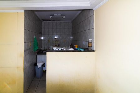 Casa à venda com 220m², 3 quartos e sem vaga Casa à venda com 220m², 3 quartos e sem vagaCasa 1 Cozinha