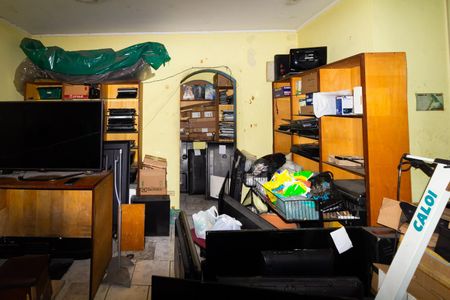 Casa à venda com 220m², 3 quartos e sem vaga Casa à venda com 220m², 3 quartos e sem vagaCasa 2 Quarto
