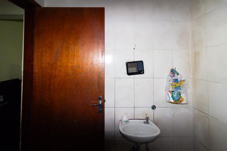Casa à venda com 220m², 3 quartos e sem vaga Casa à venda com 220m², 3 quartos e sem vagaCasa 2 Banheiro