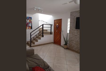 Casa à venda com 140m², 3 quartos e 5 vagas Casa à venda com 140m², 3 quartos e 5 vagasFoto 04