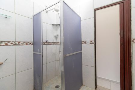 Casa de condomínio à venda com 87m², 2 quartos e 1 vaga Casa de condomínio à venda com 87m², 2 quartos e 1 vagaBanheiro