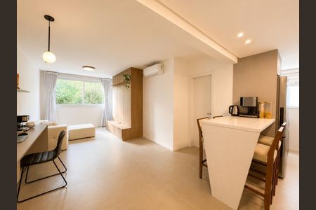 Apartamento para alugar com 58m², 1 quarto e 2 vagasSala
