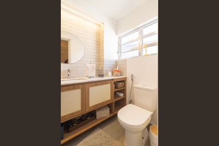 Apartamento para alugar com 80m², 2 quartos e 1 vaga Apartamento para alugar com 80m², 2 quartos e 1 vagaBanheiro da Suíte