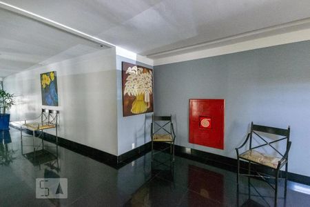 Apartamento para alugar com 80m², 2 quartos e 1 vaga Apartamento para alugar com 80m², 2 quartos e 1 vagaÁrea comum - Hall Social