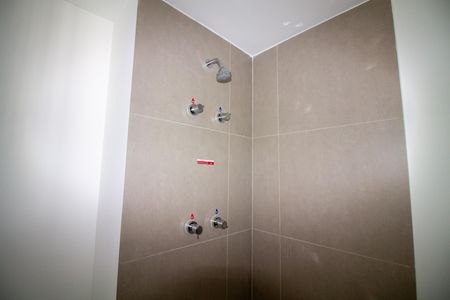 Banheiro de kitnet/studio à venda com 1 quarto, 22m² em Brooklin, São Paulo