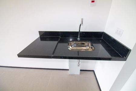 Cozinha de kitnet/studio à venda com 1 quarto, 22m² em Brooklin, São Paulo