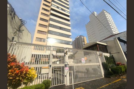 Apartamento para alugar com 184m², 3 quartos e 1 vaga Apartamento para alugar com 184m², 3 quartos e 1 vagaFachada