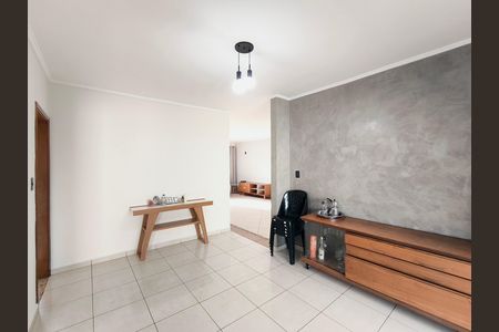 Apartamento para alugar com 184m², 3 quartos e 1 vaga Apartamento para alugar com 184m², 3 quartos e 1 vagaSala de Jantar