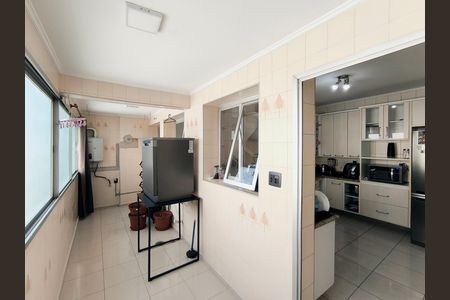 Apartamento para alugar com 184m², 3 quartos e 1 vaga Apartamento para alugar com 184m², 3 quartos e 1 vagaÁrea de Serviço