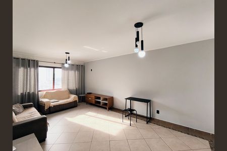 Apartamento para alugar com 184m², 3 quartos e 1 vaga Apartamento para alugar com 184m², 3 quartos e 1 vagaSala