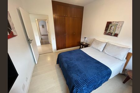 Apartamento para alugar com 144m², 3 quartos e 2 vagas Apartamento para alugar com 144m², 3 quartos e 2 vagasQuarto