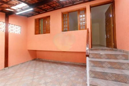 Casa à venda com 75m², 2 quartos e 2 vagas